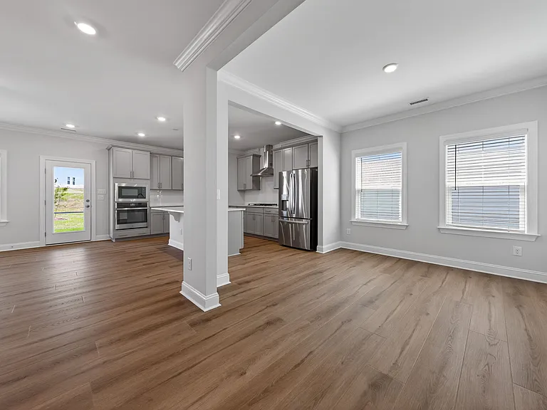 1029 Constellation Cir — Photo 10