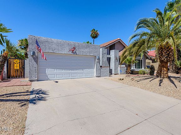 2nd image of 11106 E Sahuaro Dr