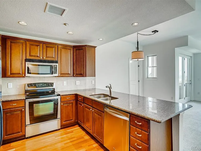 2200 S University Blvd #516 — Photo 10