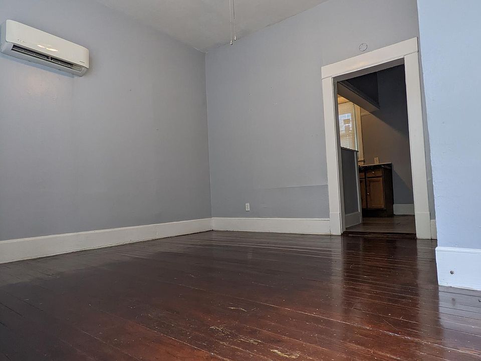 1st image of 1115 N Crawford St #2