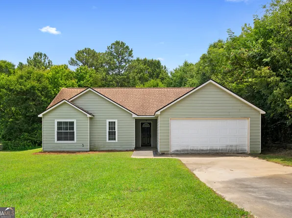 142 Doe Ln SE, Calhoun, GA 30701
