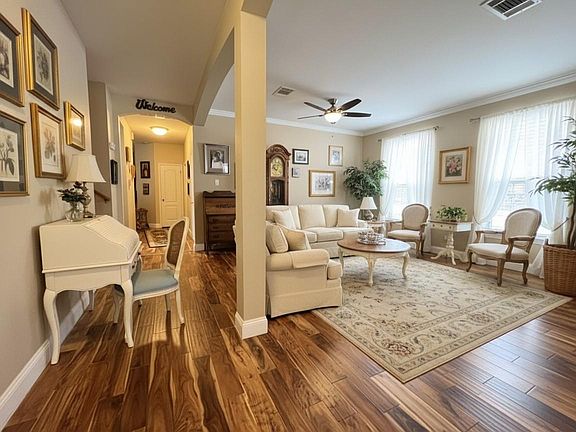 5th image of 17705 Mahonia Ln