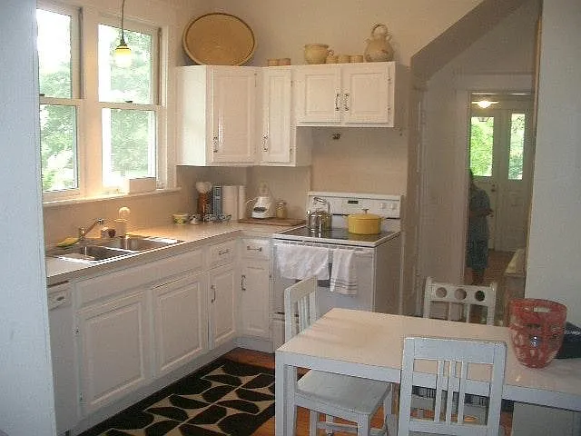 Kitchen 4