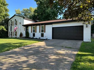 2713 Valley Trails Dr, Villa Hills, KY 41017