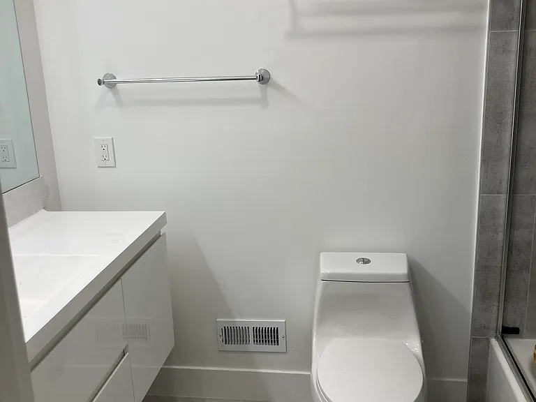 3375 Payne Ave — Photo 8