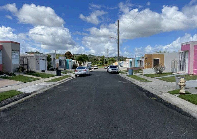 2nd image of L7 Estancias Ave #C