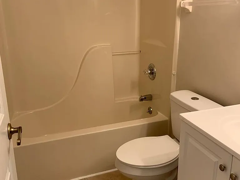 38A Lindsay Dr — Photo 12