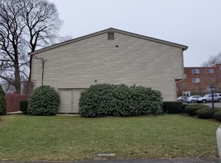 2 Dover St APT 2, Norwalk, CT 06850