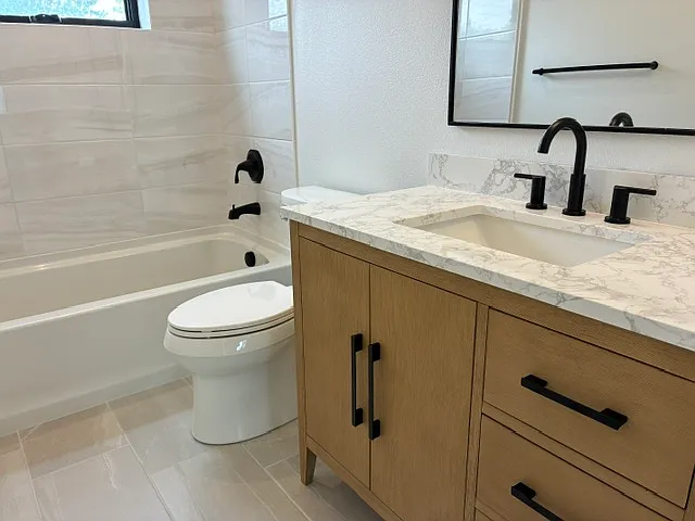 204 E Cannon St #B — Photo 11