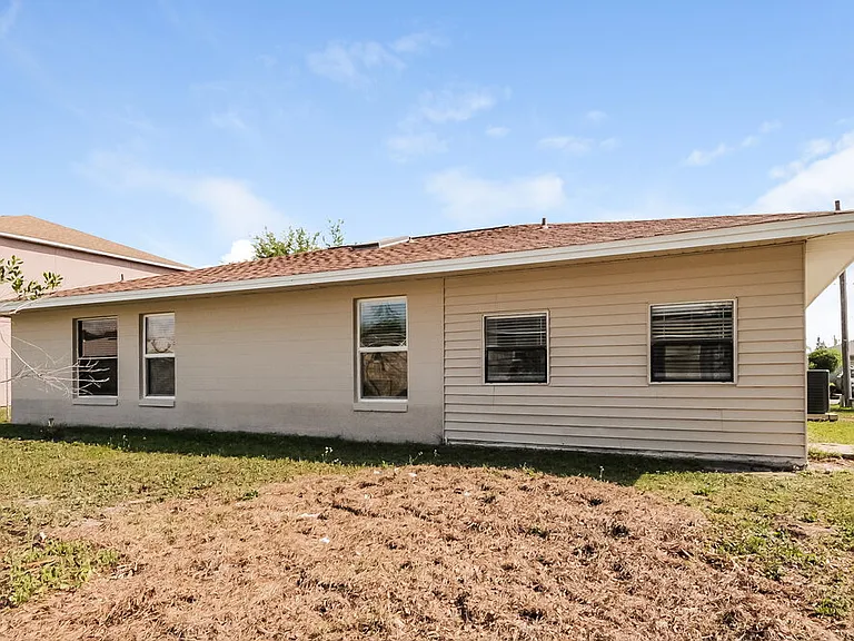 619 Heraldo Ct — Photo 15