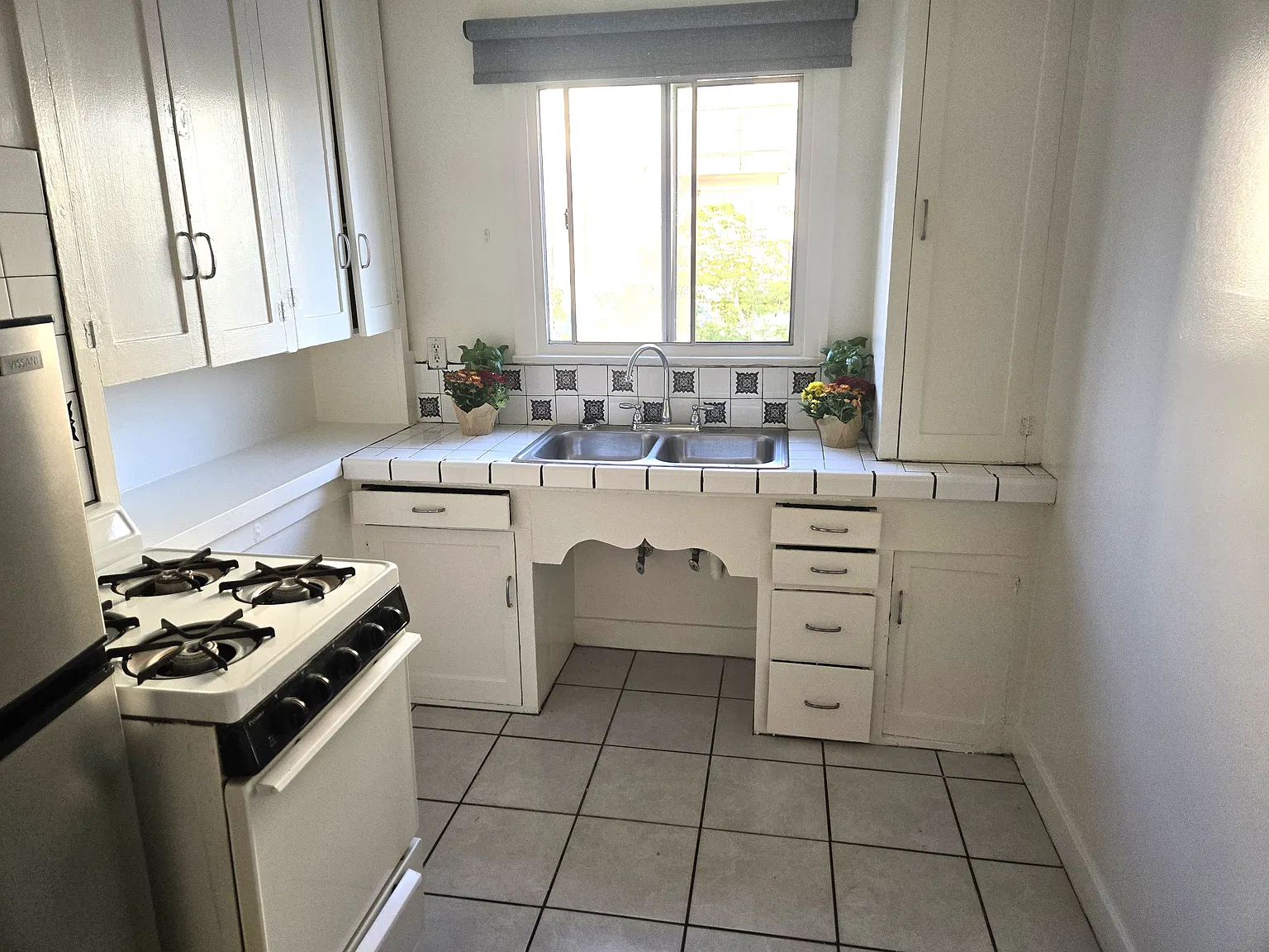 Studio, 600 sqft, $1,650 — Photo 3