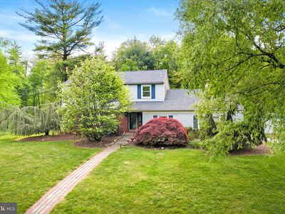 27 Delaware Rim Rd, Yardley, PA, 19067