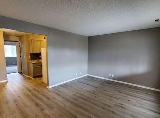 941 Washington St #13, Lincoln, NE 68502