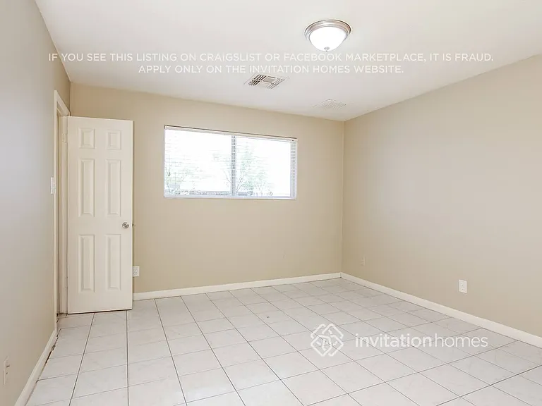 6717 W Hazelwood St — Photo 7