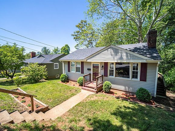 2nd image of 4621 Greenwood Dr