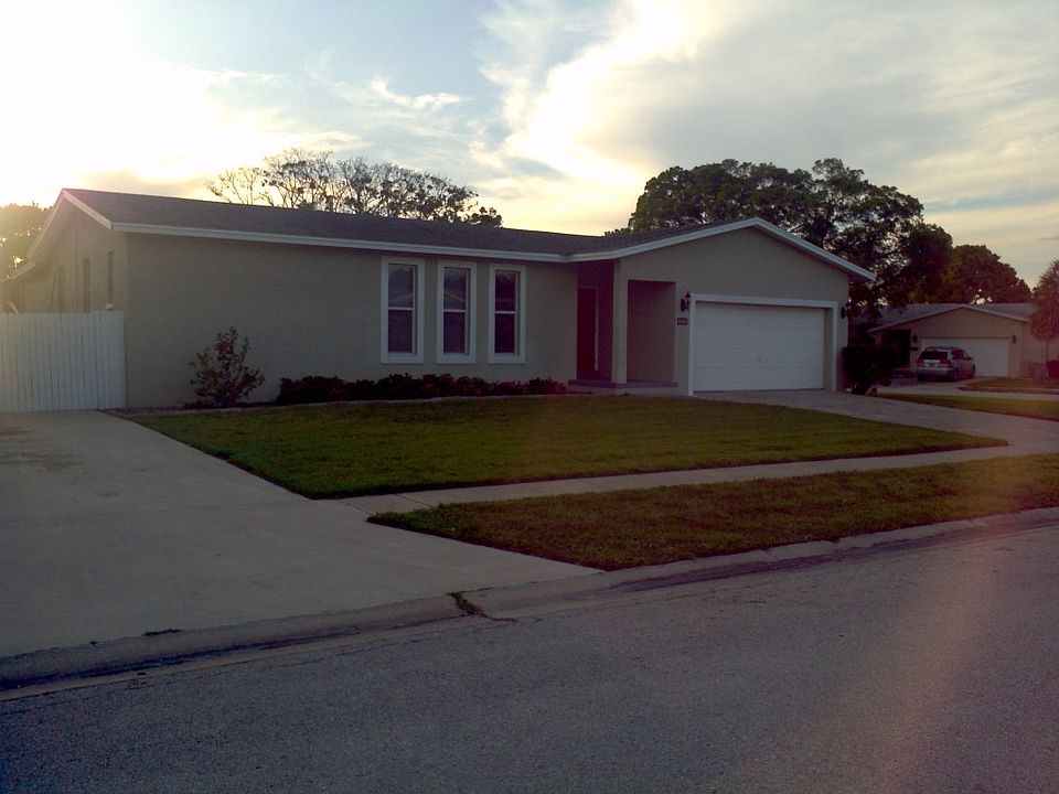 1st image of 6024 19th St NE