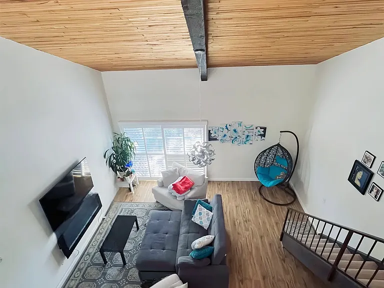 5460 White Oak Ave #C321 — Photo 3