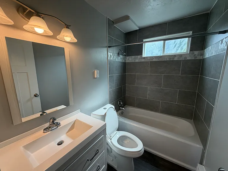 1134 E 500 S - Salt Lake City, UT — Photo 4