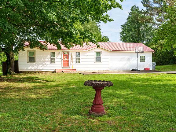 2nd image of 4962 County Road 76