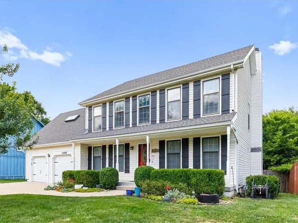 15808 W 148th Ter, Olathe, KS 66062