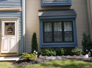 81 Wyndham Pl, Robbinsville, NJ 08691