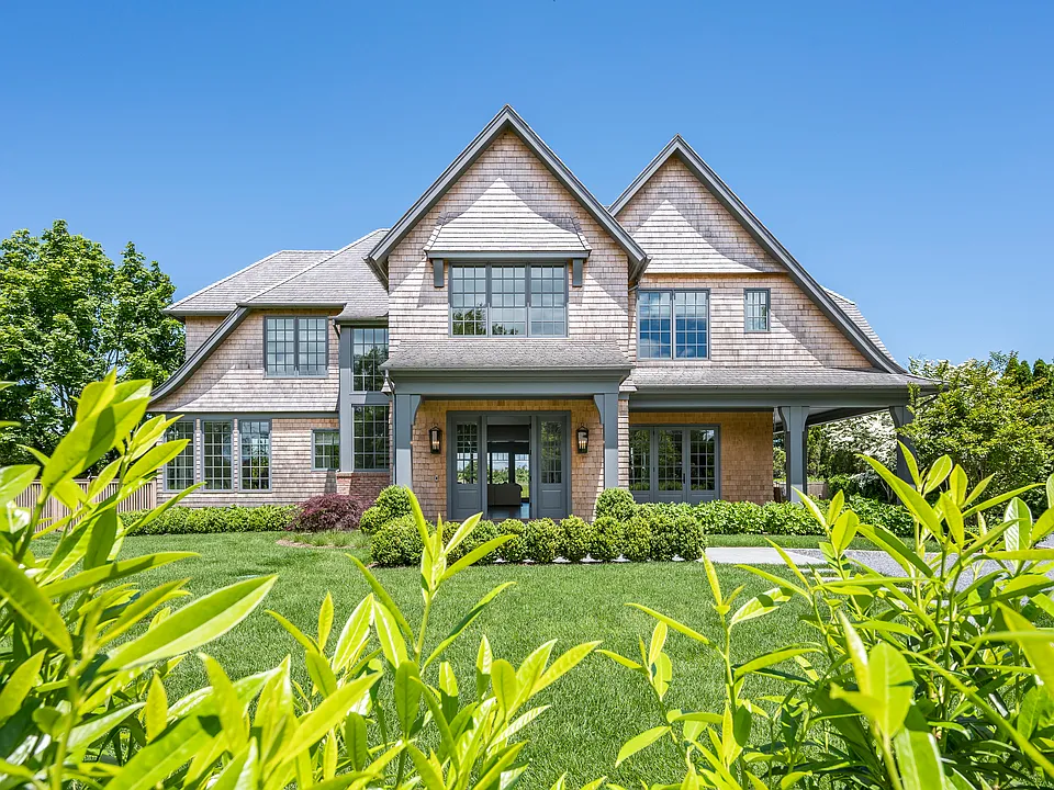 73 Pleasant Ln