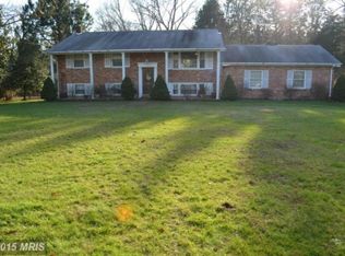 813 Cedarcroft Dr, Millersville, MD 21108