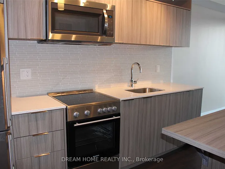 50 Forest Manor Rd #701 — Photo 3
