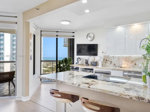 20191 E Country Club Dr APT 1903, Aventura, FL 33180