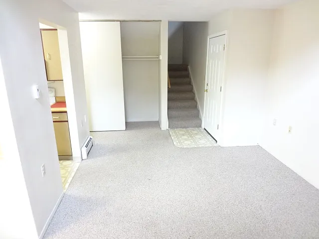 512 E Monroe Dr #D425 — Photo 9