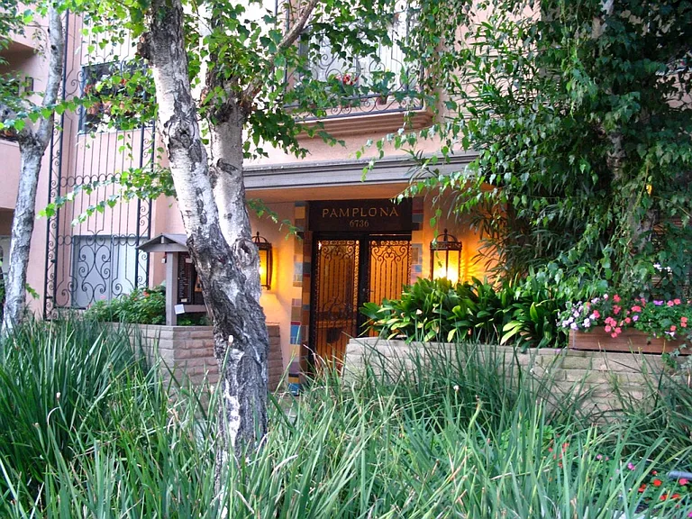 6708 Hillpark Dr #102 — Photo 29