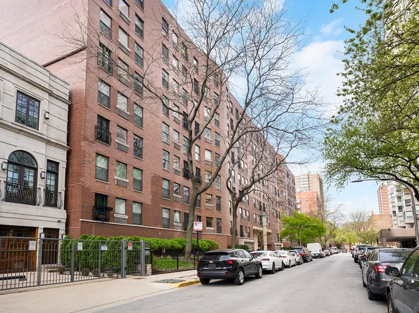 711 W Gordon Ter APT 103, Chicago, IL 60613