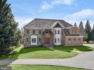 3135 Old Court Rd, Pikesville, MD 21208