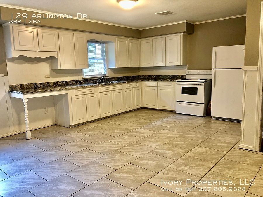1st image of 129 Arlington Dr