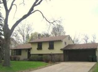 2236 Randy Ave, White Bear Lake, MN 55110