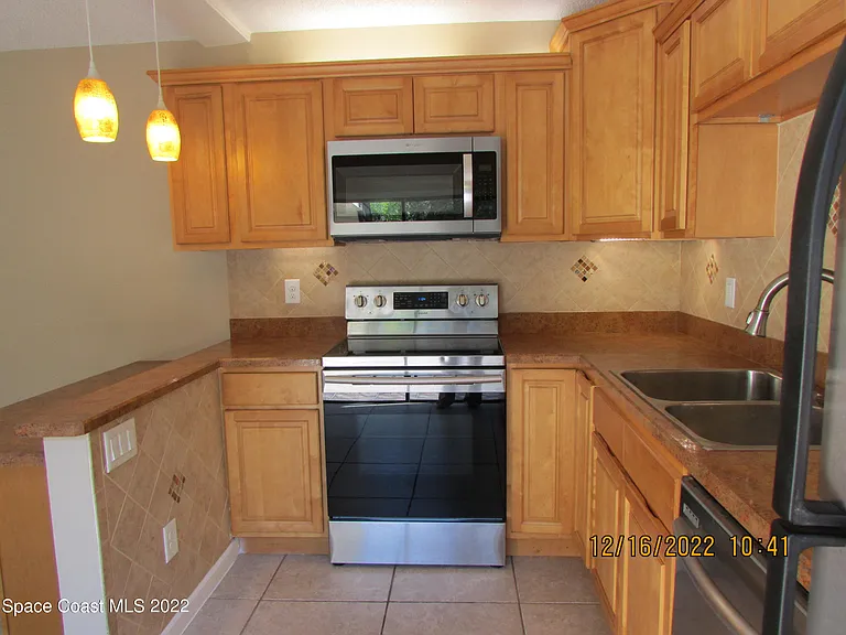 2111 Vista Oaks Cir NE — Photo 13