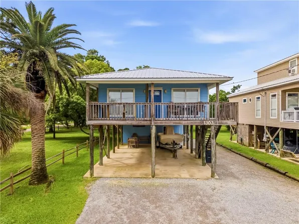 1303 Chaumont Ave, Dauphin Island, AL 36528