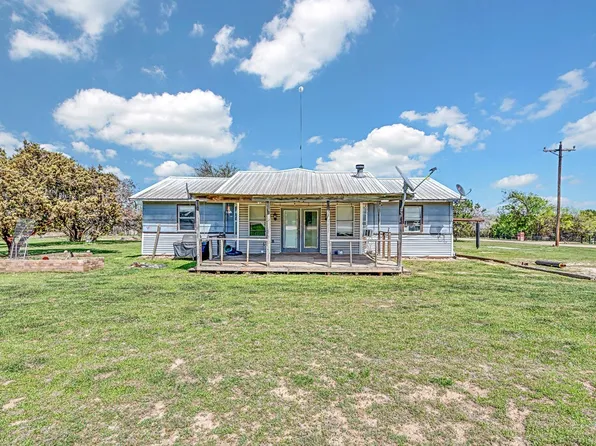 105 County Road 3590, China Spring, TX 76633
