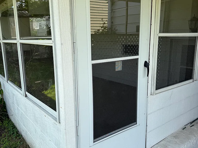 2701 Fair Oaks Ave — Photo 10