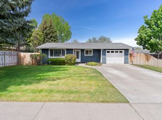 2315 SW 29th St, Redmond, OR 97756