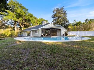 6404 W Seven Rivers Dr, Crystal River, FL 34429