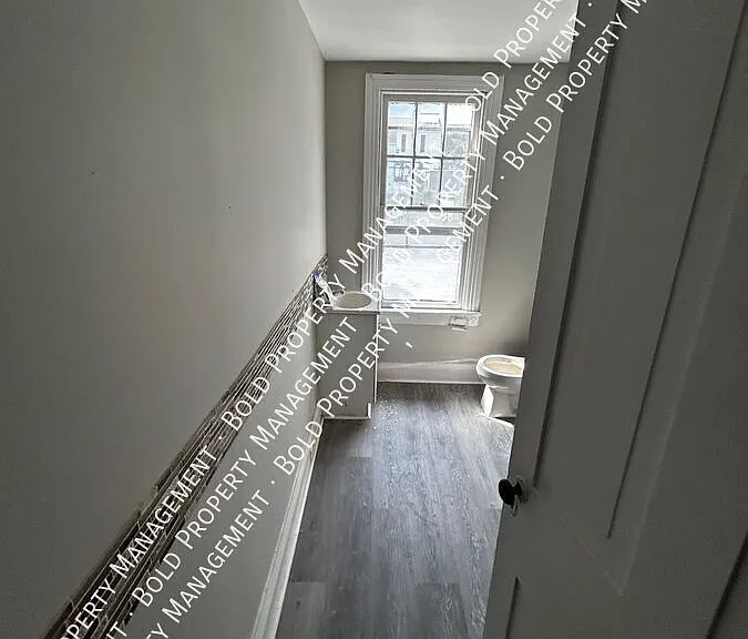 12-14 Chestnut St #14-B — Photo 8