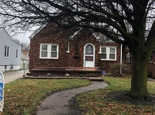 2177 N Water St, Decatur, IL 62526