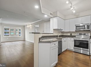 3101 N Hampton Dr APT 914, Alexandria, VA