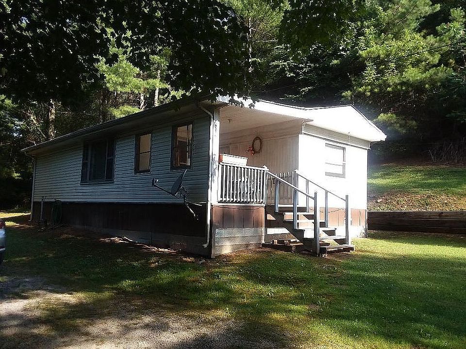 246 Baltic Dr
