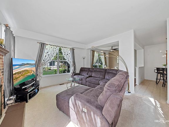 4th image of 1275 Bradley Cir