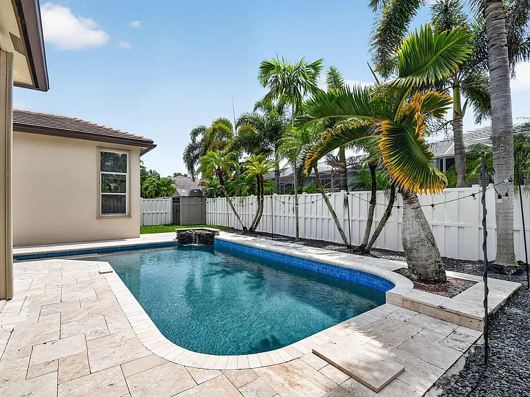 6319 C Durham Dr — Photo 36