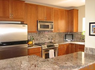 570 G Ave APT C, Coronado, CA 92118