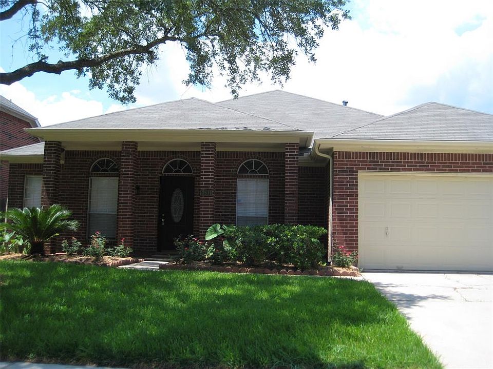 1st image of 3511 Wellington Dr