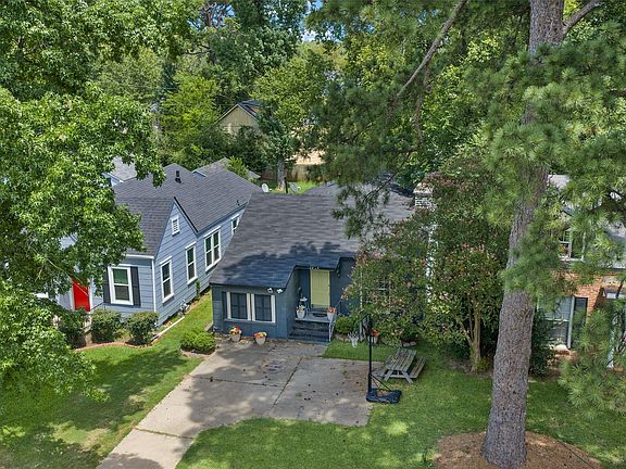 2nd image of 3915 Maryland Ave